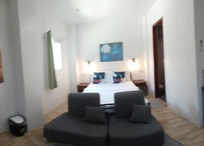 Strandhaus Condotel 호텔 *