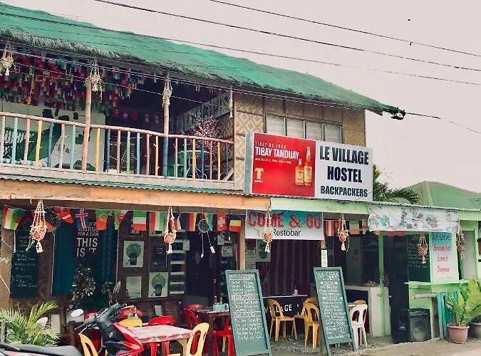 Strandhaus Condotel * 몰볼